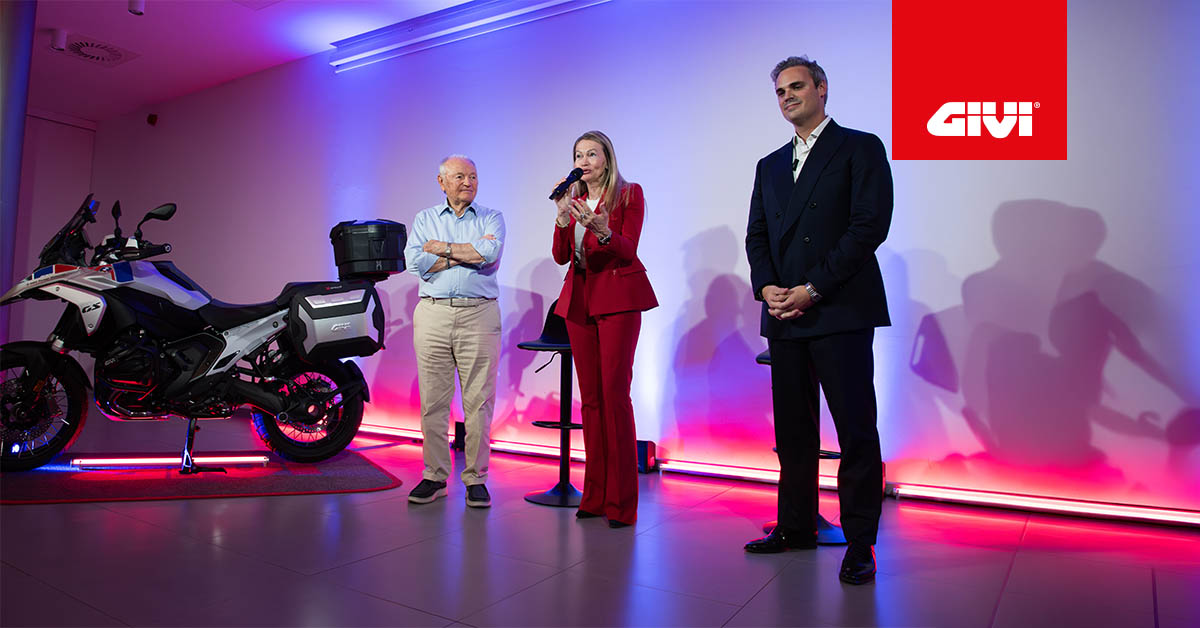 GIVI+abre+as+portas+%C3%A0+inova%C3%A7%C3%A3o%3A+sucesso+para+o+evento+dedicado+%C3%A0+nova+XSPACE