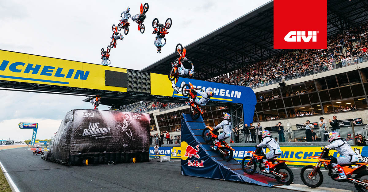 A+GIVI+ao+lado+de+Luc+Ackermann+em+seu+14%C2%BA+recorde+mundial+em+Le+Mans