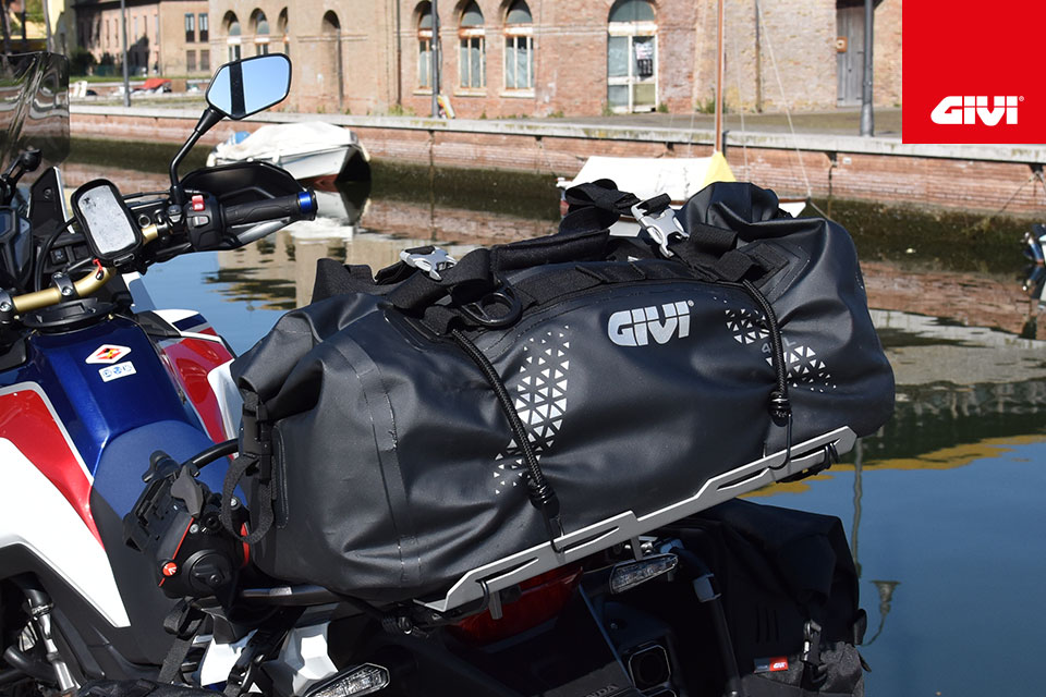 GAMA+DE+GIVI+ULTIMA-T+SOFT+BAGS+EST%C3%81+CRESCENDO